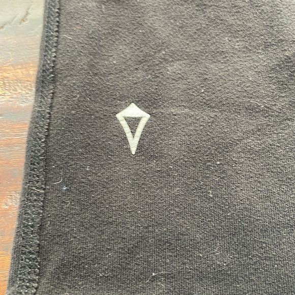 Ivivva by Lululemon Capris - Picture 3 of 5